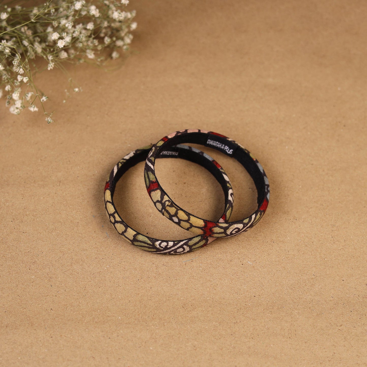 Natural dyed handpainted kalamkari bangle so2 (size - 2-8)