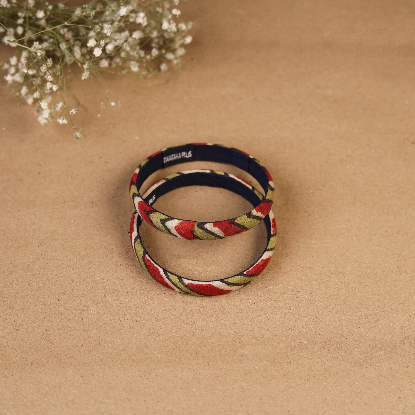 Natural dyed handpainted kalamkari bangle so2 (size - 2-8)