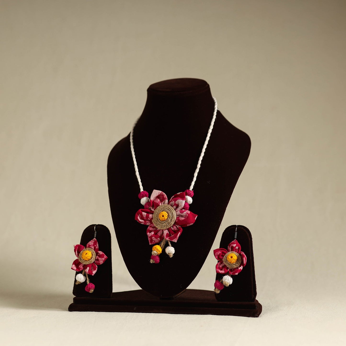 Handmade Jute Fabart Necklace Set