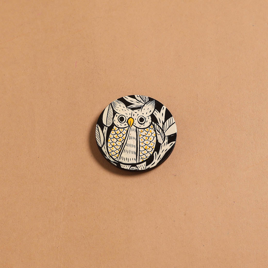 Patua handpainted wooden fridge magnet 109 - handcrafted