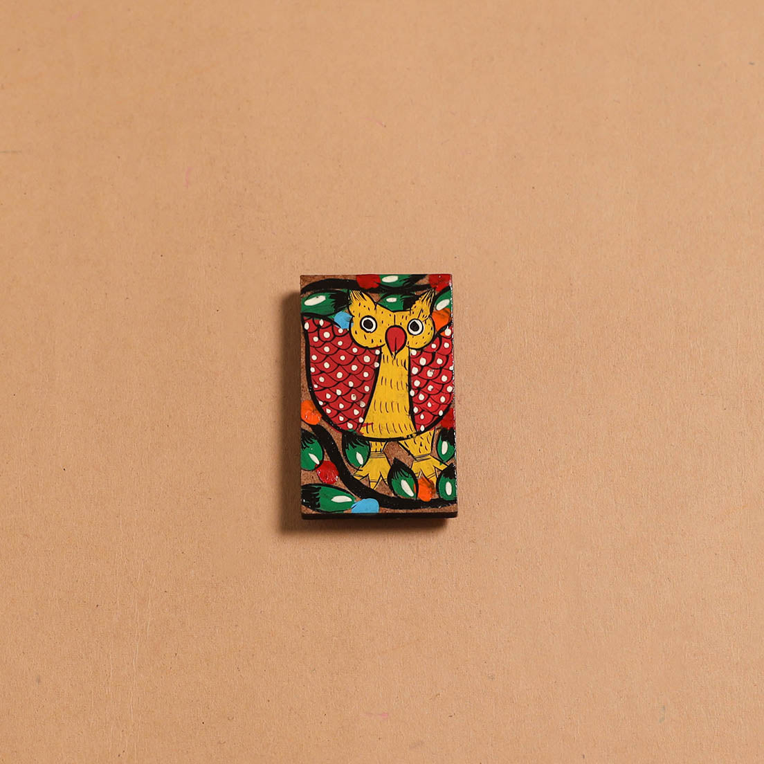 Patua handpainted wooden fridge magnet 137 - handcrafted