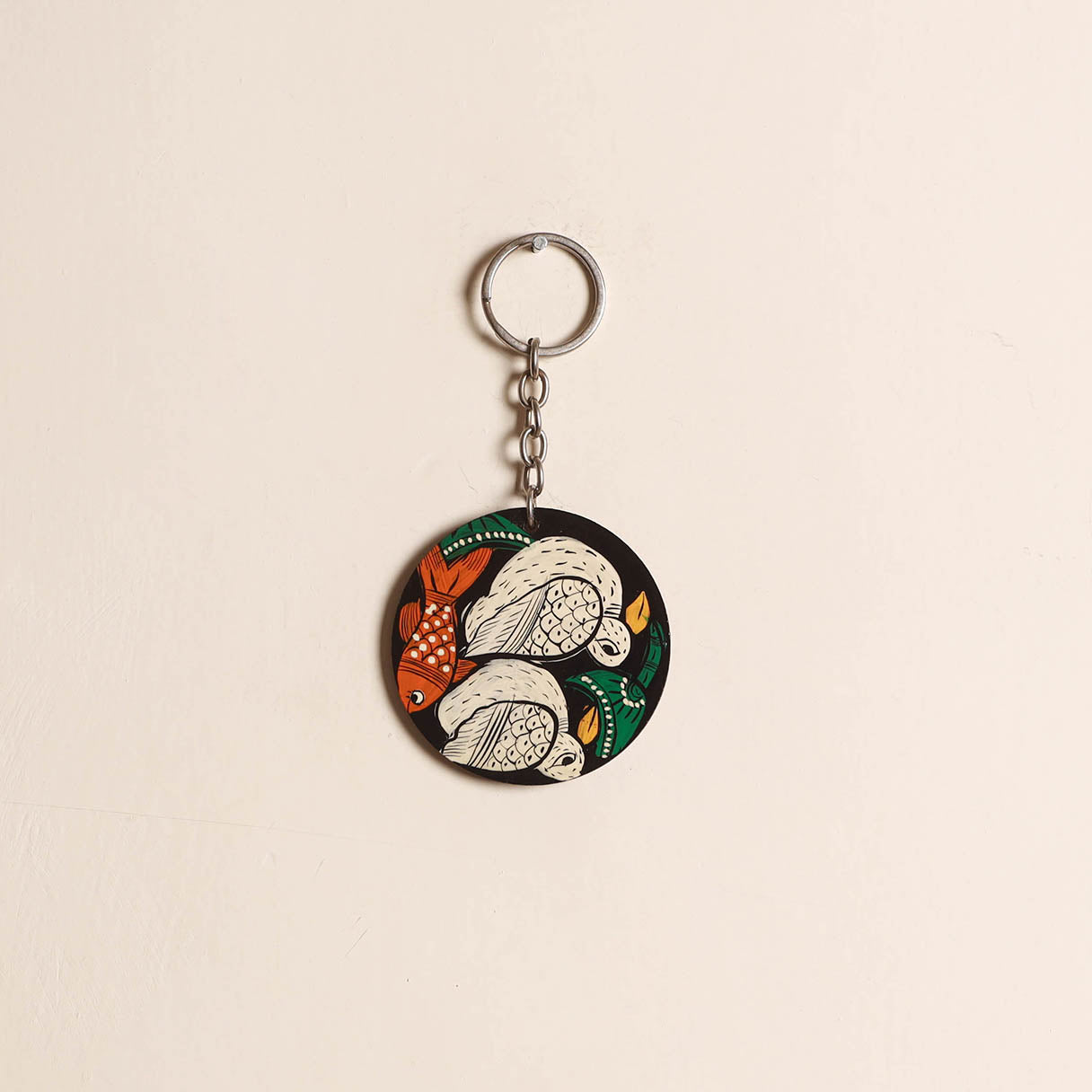 Patua handpainted wooden keychain 87 - handcrafted