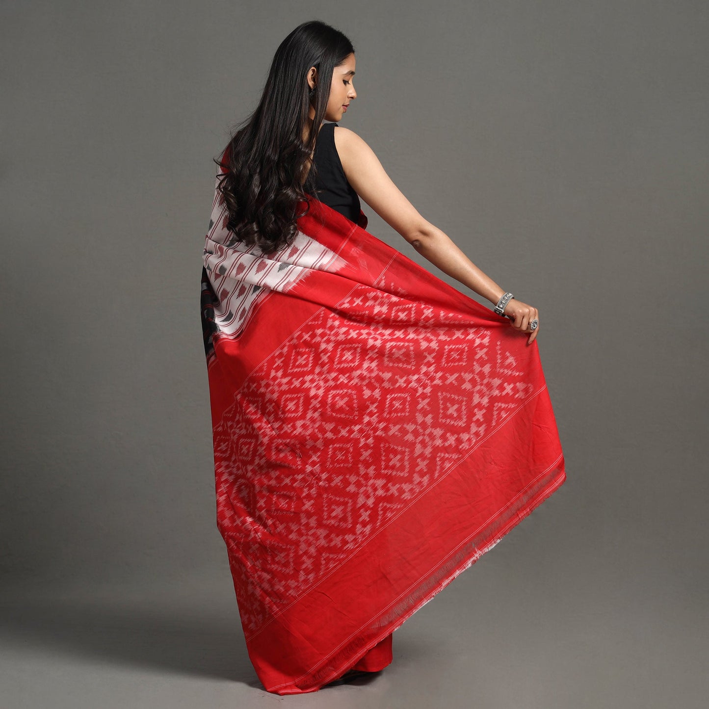 Multicolor Pochampally Ikat Weave Handloom Cotton Saree