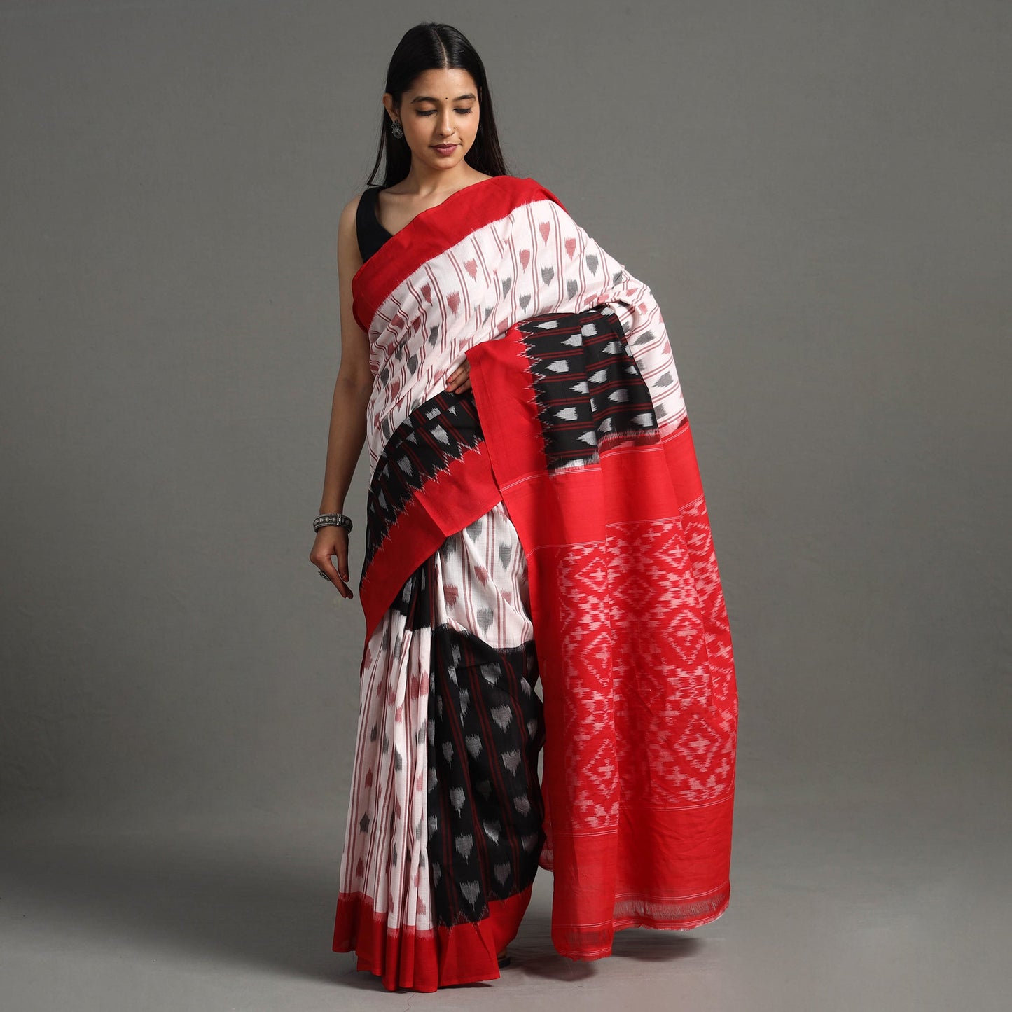Multicolor Pochampally Ikat Weave Handloom Cotton Saree