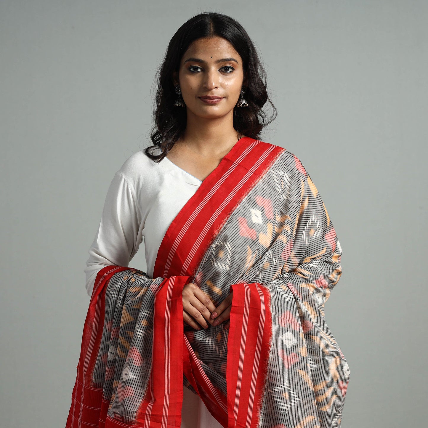 Pochampally Missing Ikat Weave Cotton Handloom Dupatta 01 Online at iTokri.com