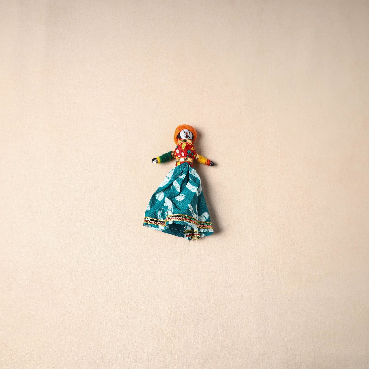 Multicolor - rajasthani puppet couple handmade magnet (set