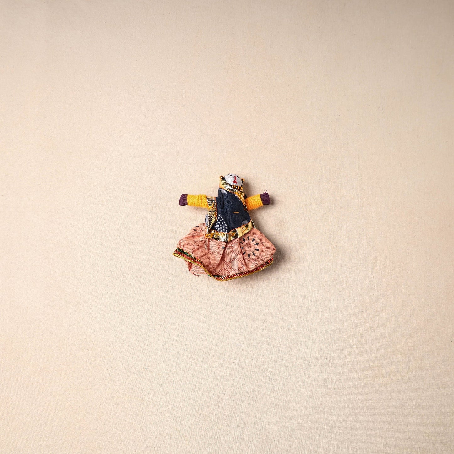 Multicolor - rajasthani puppet couple handmade magnet (set