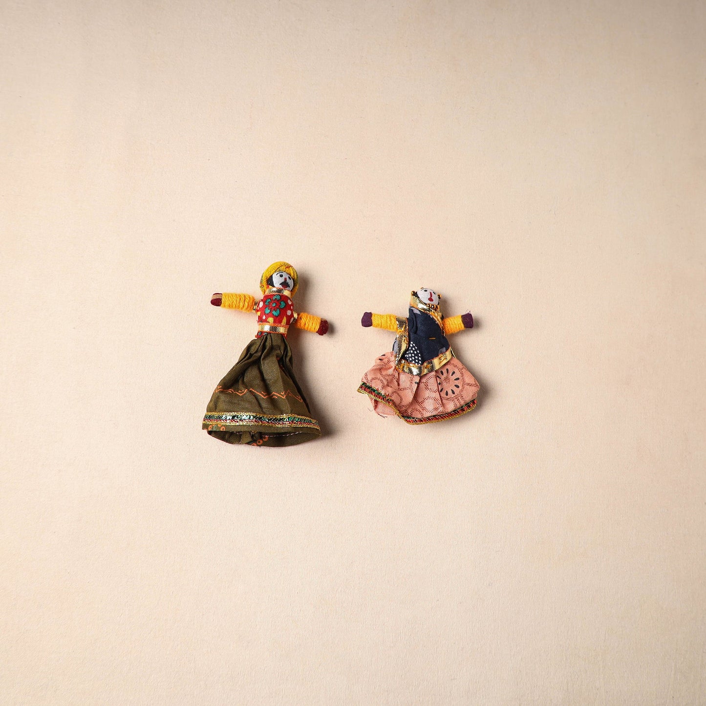 Multicolor - rajasthani puppet couple handmade magnet (set