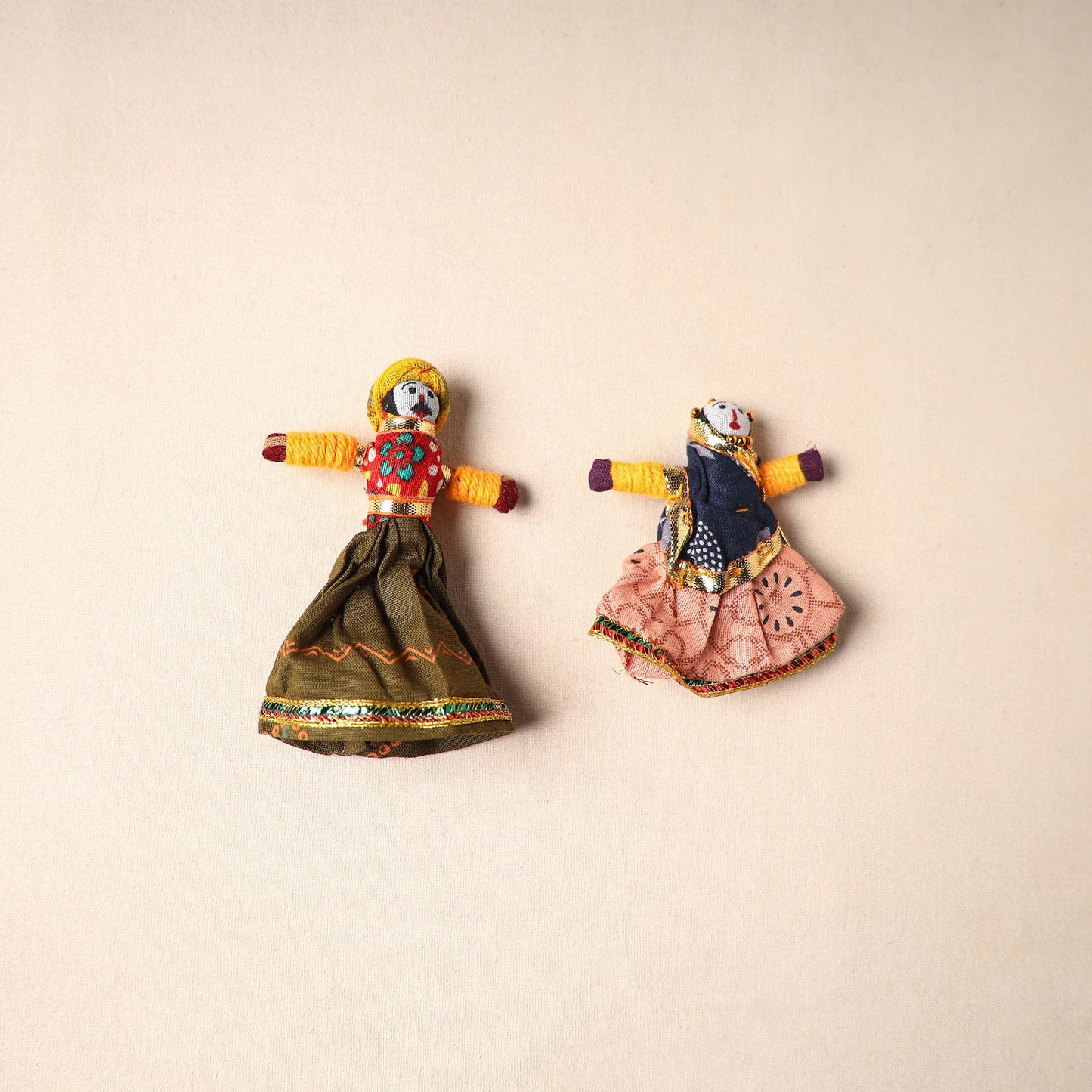 Multicolor - rajasthani puppet couple handmade magnet (set