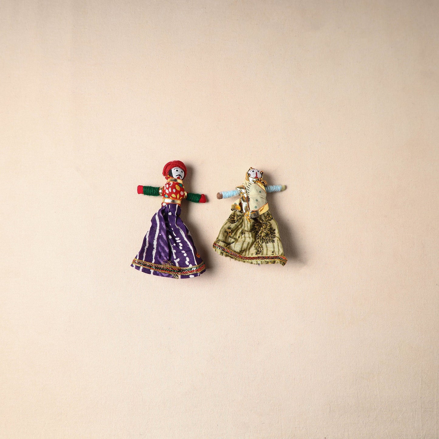 Multicolor - rajasthani puppet couple handmade magnet (set