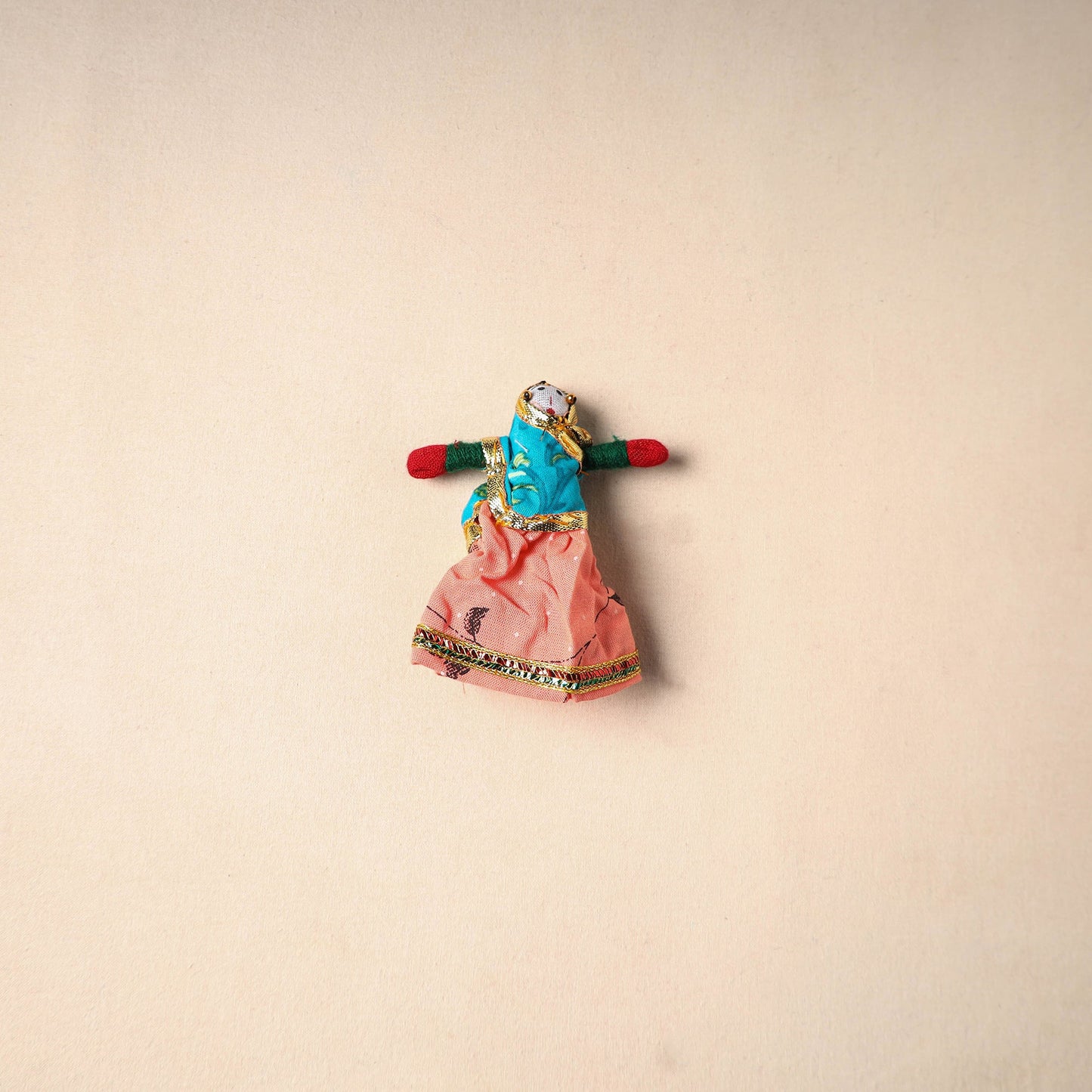 Multicolor - rajasthani puppet couple handmade magnet (set