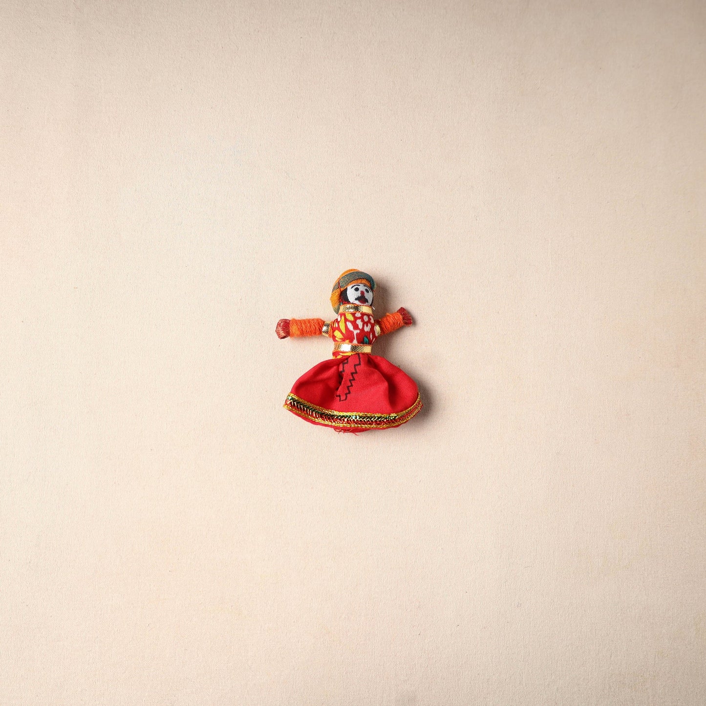 Multicolor - rajasthani puppet couple handmade magnet (set