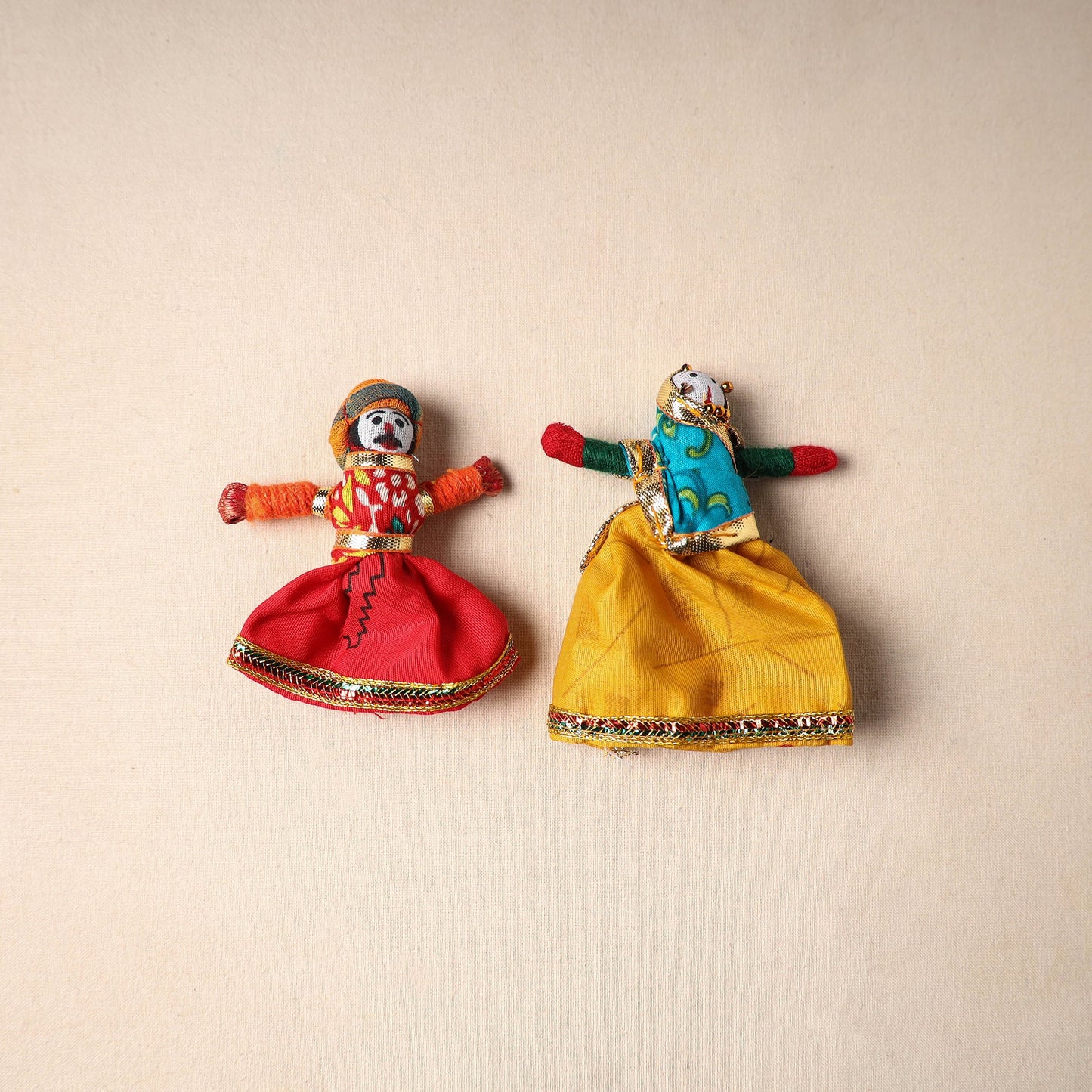 Multicolor - rajasthani puppet couple handmade magnet (set