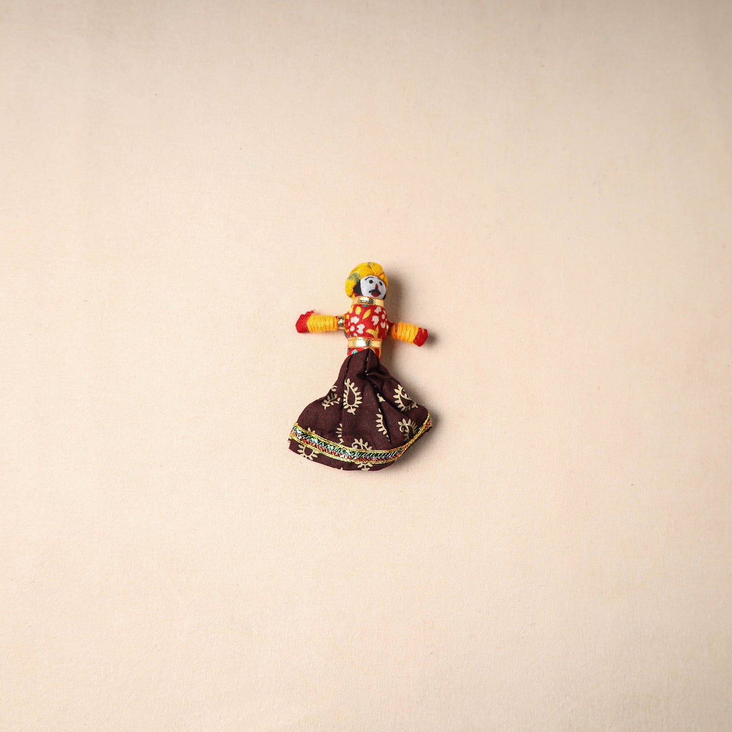 Multicolor - rajasthani puppet couple handmade magnet (set