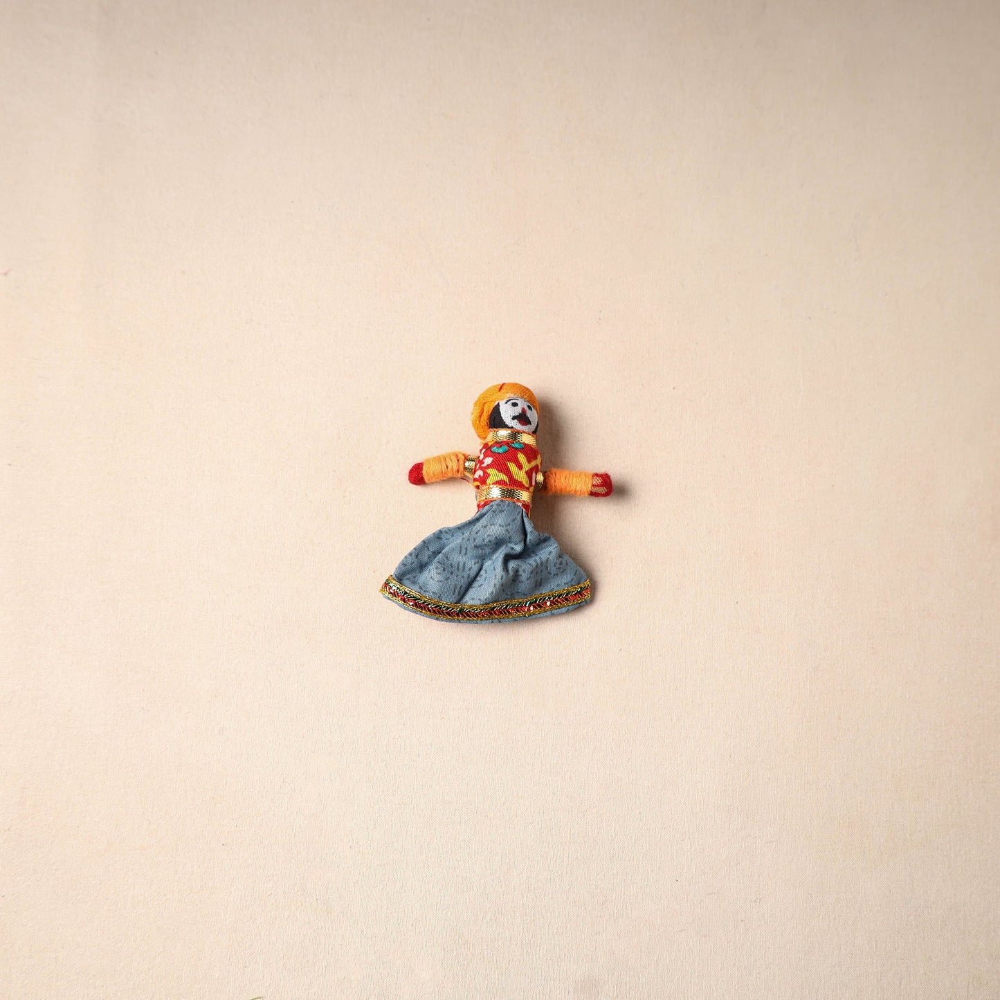 Multicolor - rajasthani puppet couple handmade magnet (set