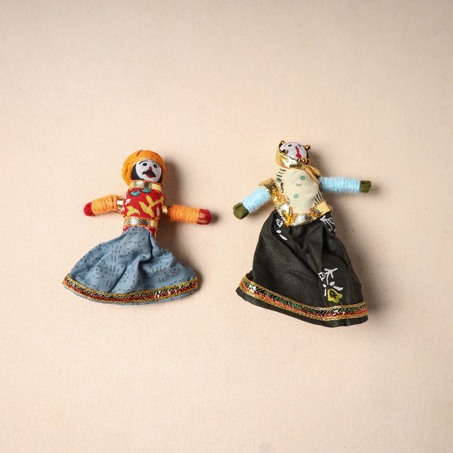 Multicolor - rajasthani puppet couple handmade magnet (set