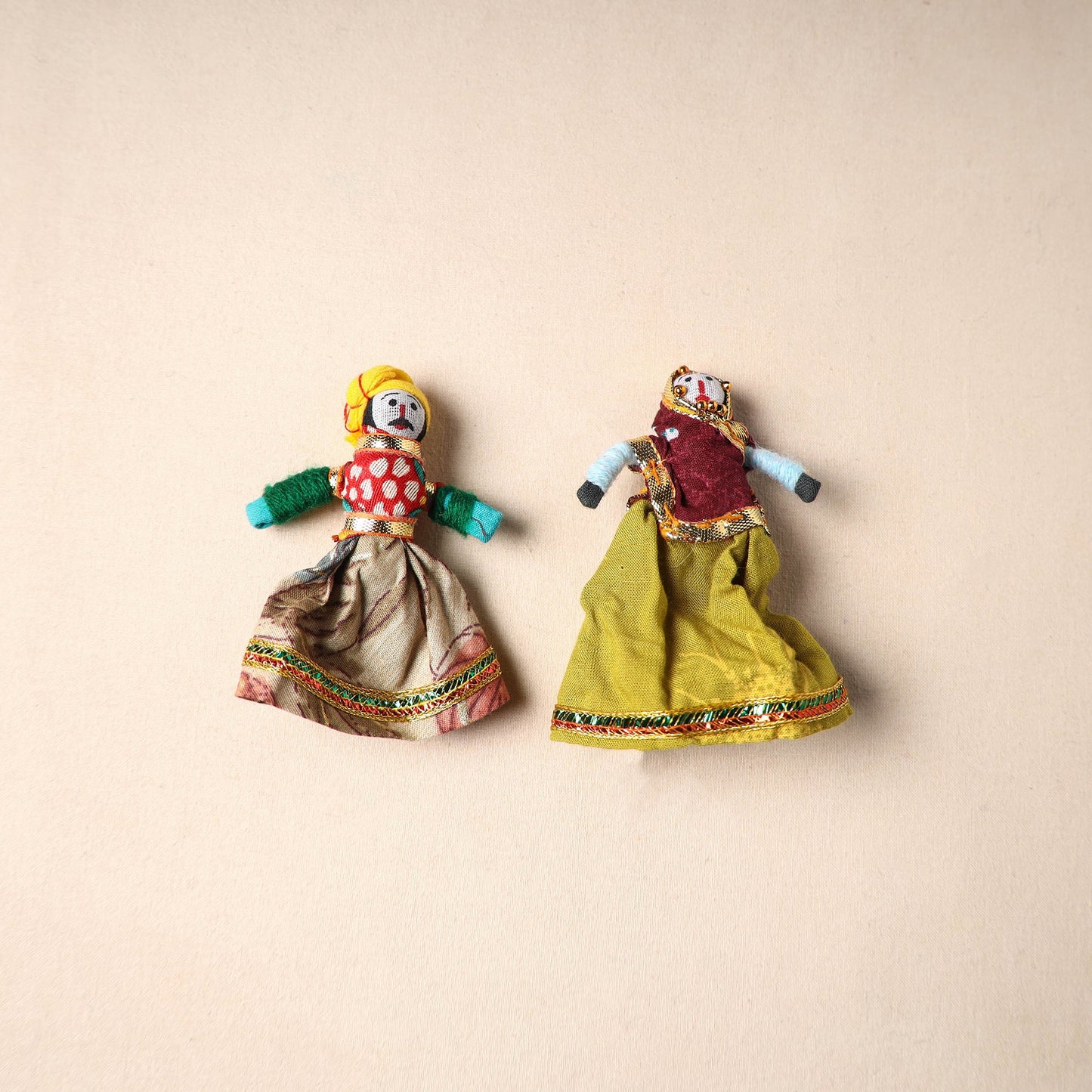 Multicolor - rajasthani puppet couple handmade magnet (set