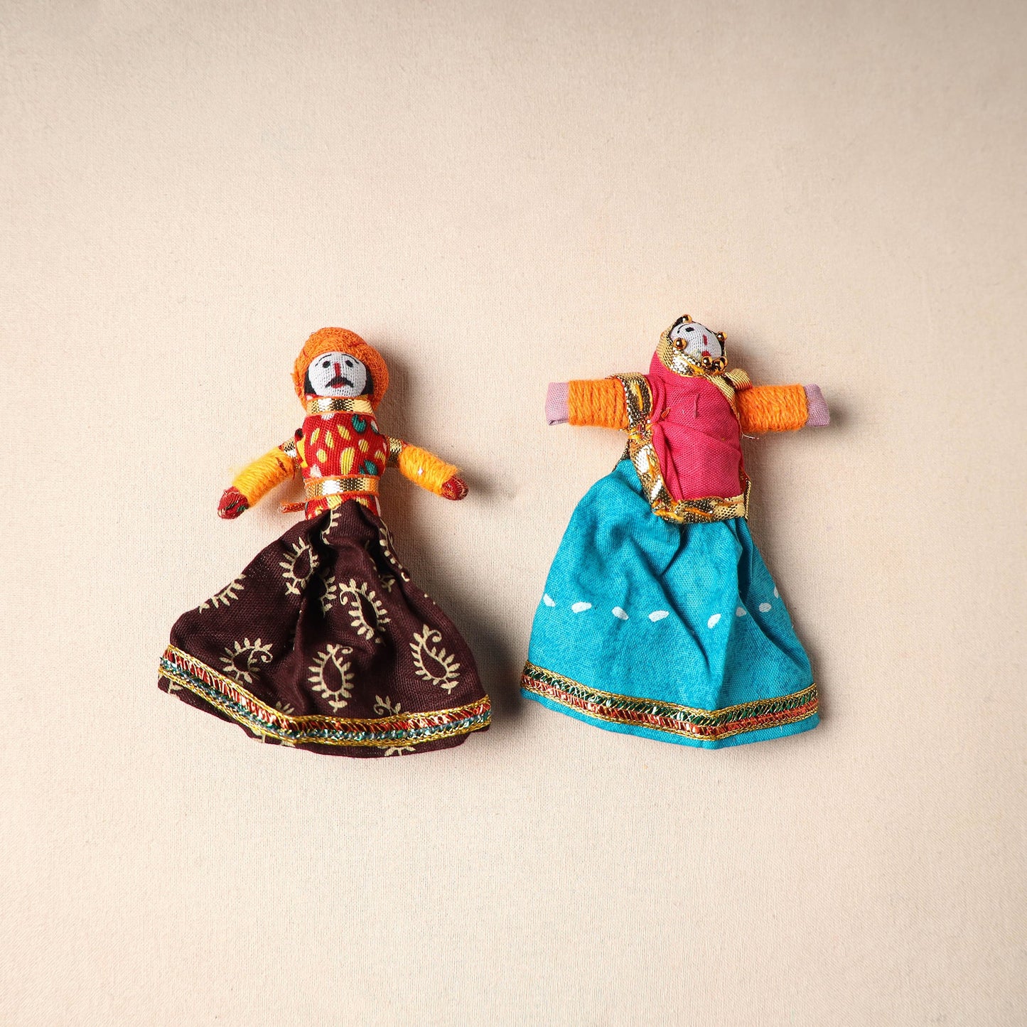 Multicolor - rajasthani puppet couple handmade magnet (set