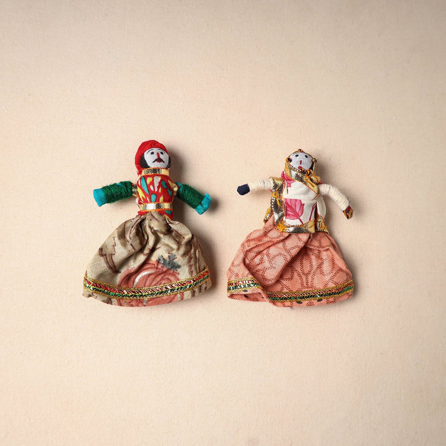Multicolor - rajasthani puppet couple handmade magnet (set