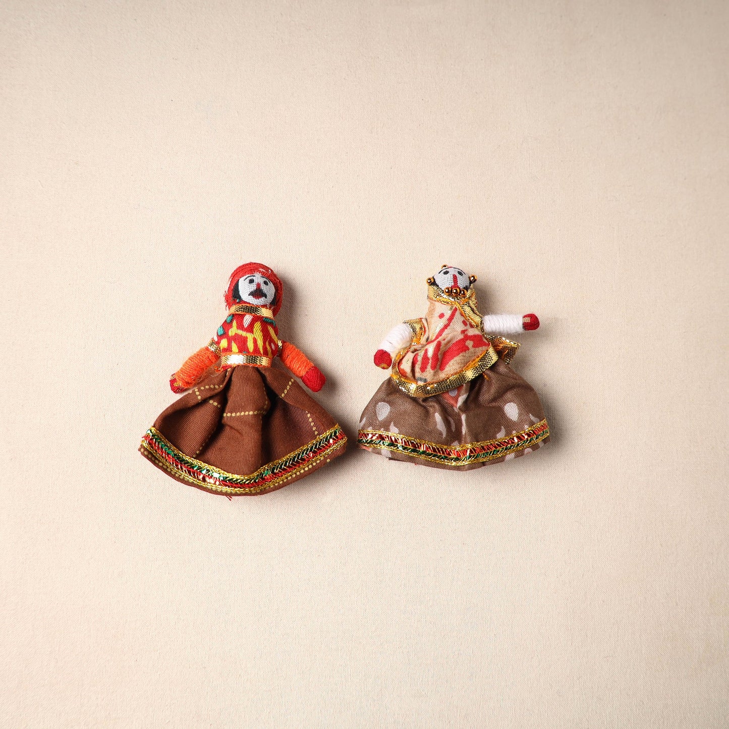 Multicolor - rajasthani puppet couple handmade magnet (set