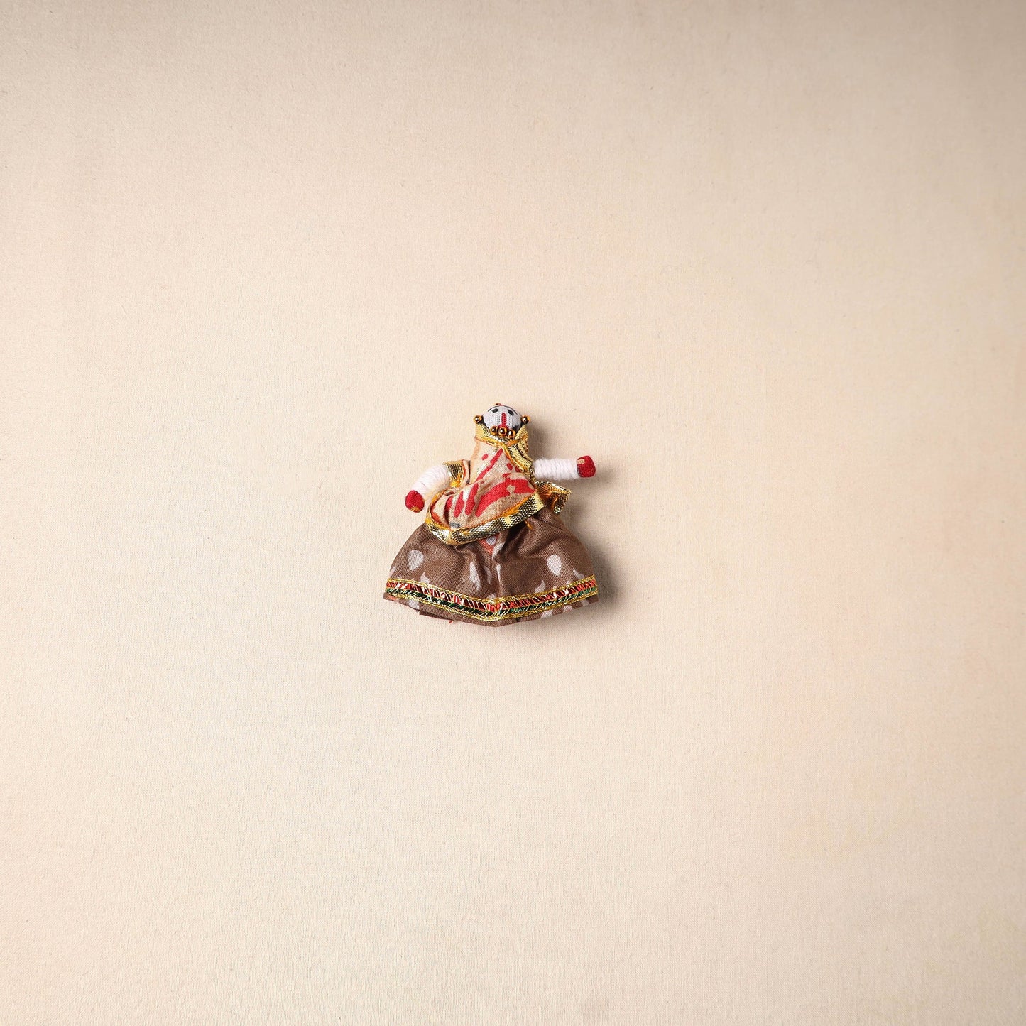 Multicolor - rajasthani puppet couple handmade magnet (set