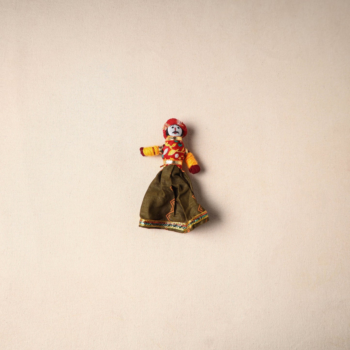 Multicolor - rajasthani puppet couple handmade magnet (set