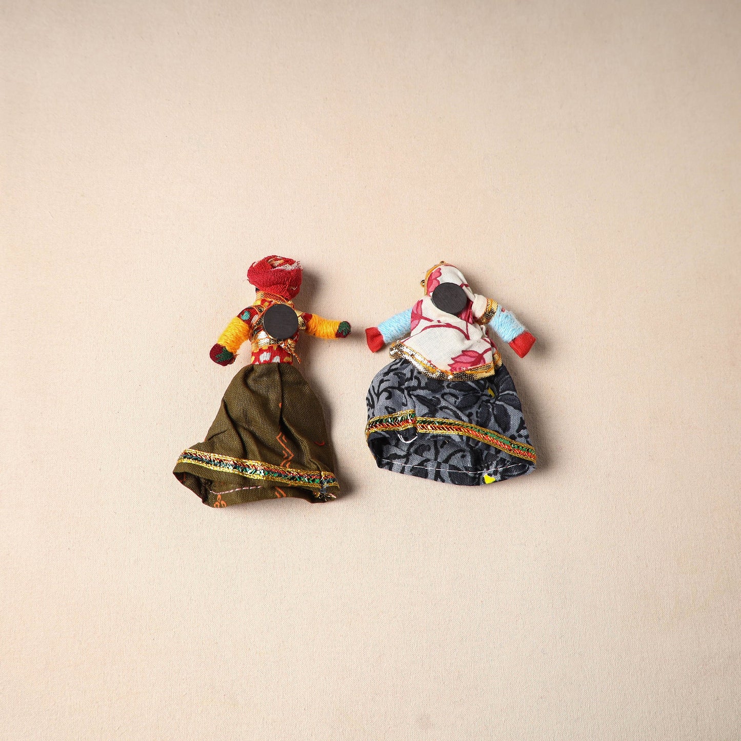 Multicolor - rajasthani puppet couple handmade magnet (set