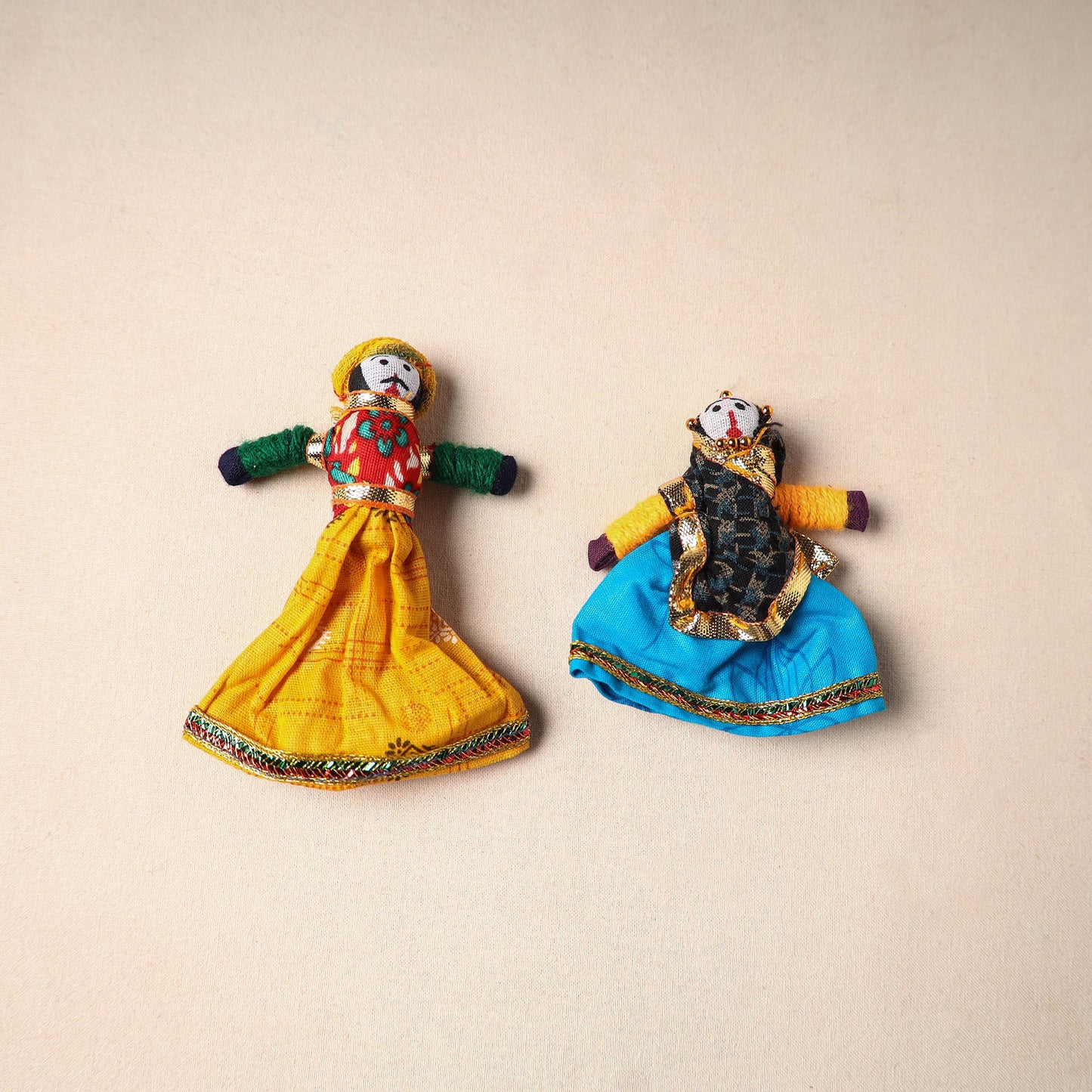 Multicolor - rajasthani puppet couple handmade magnet (set