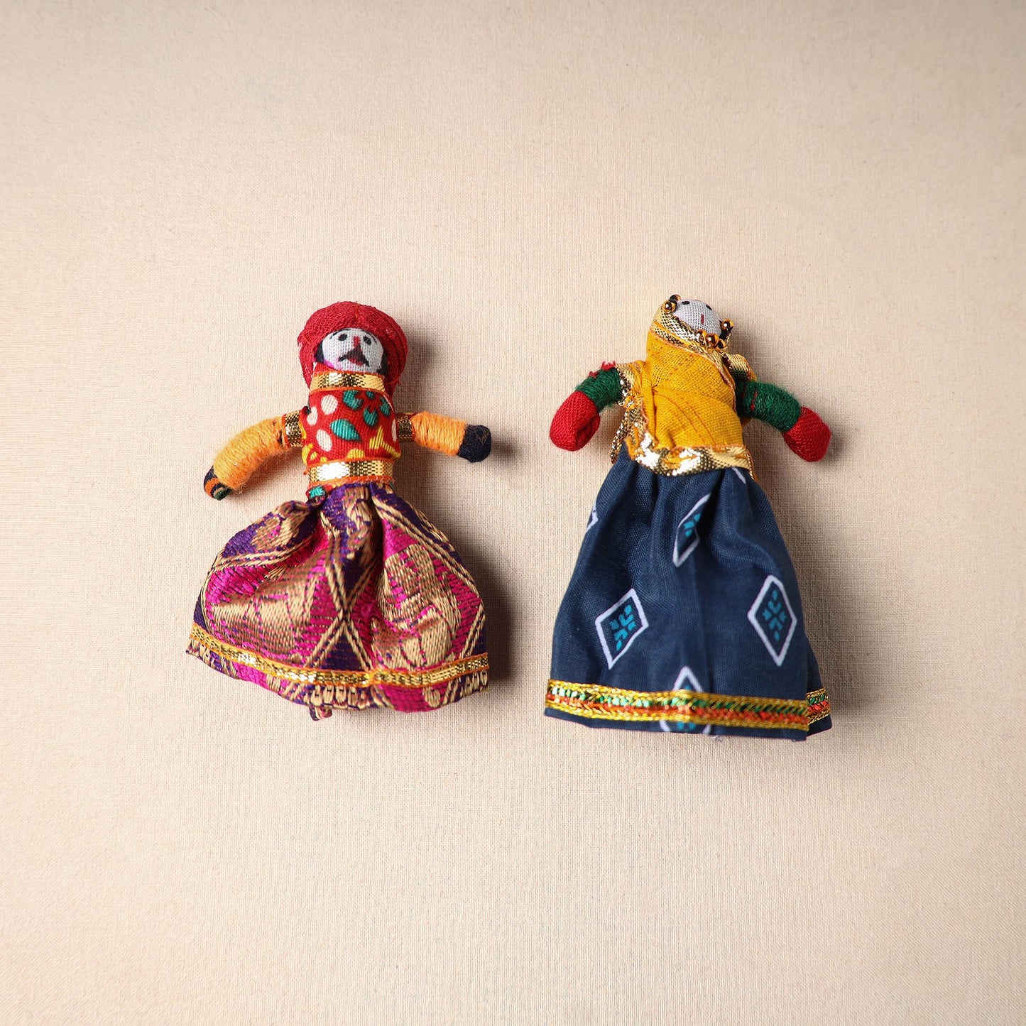 Multicolor - rajasthani puppet couple handmade magnet (set