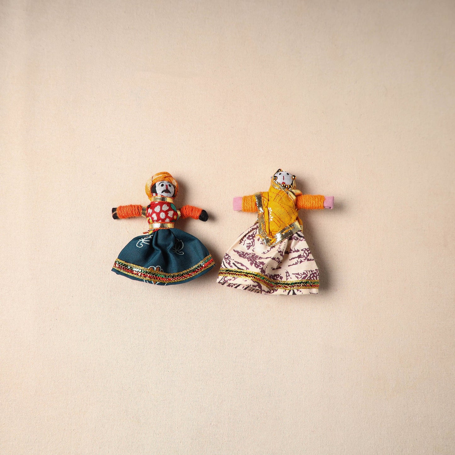 Multicolor - rajasthani puppet couple handmade magnet (set