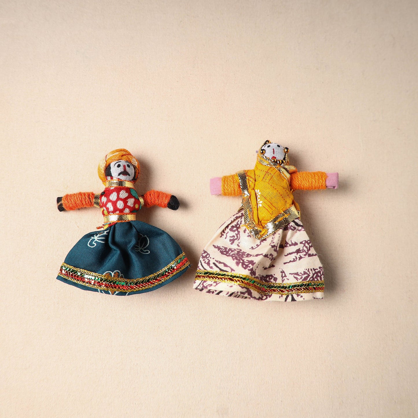 Multicolor - rajasthani puppet couple handmade magnet (set
