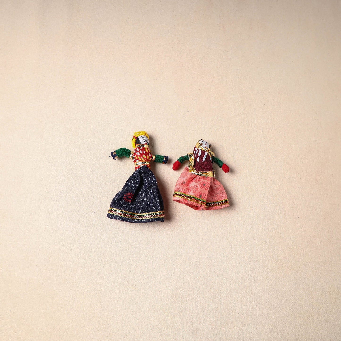 Multicolor - rajasthani puppet couple handmade magnet (set