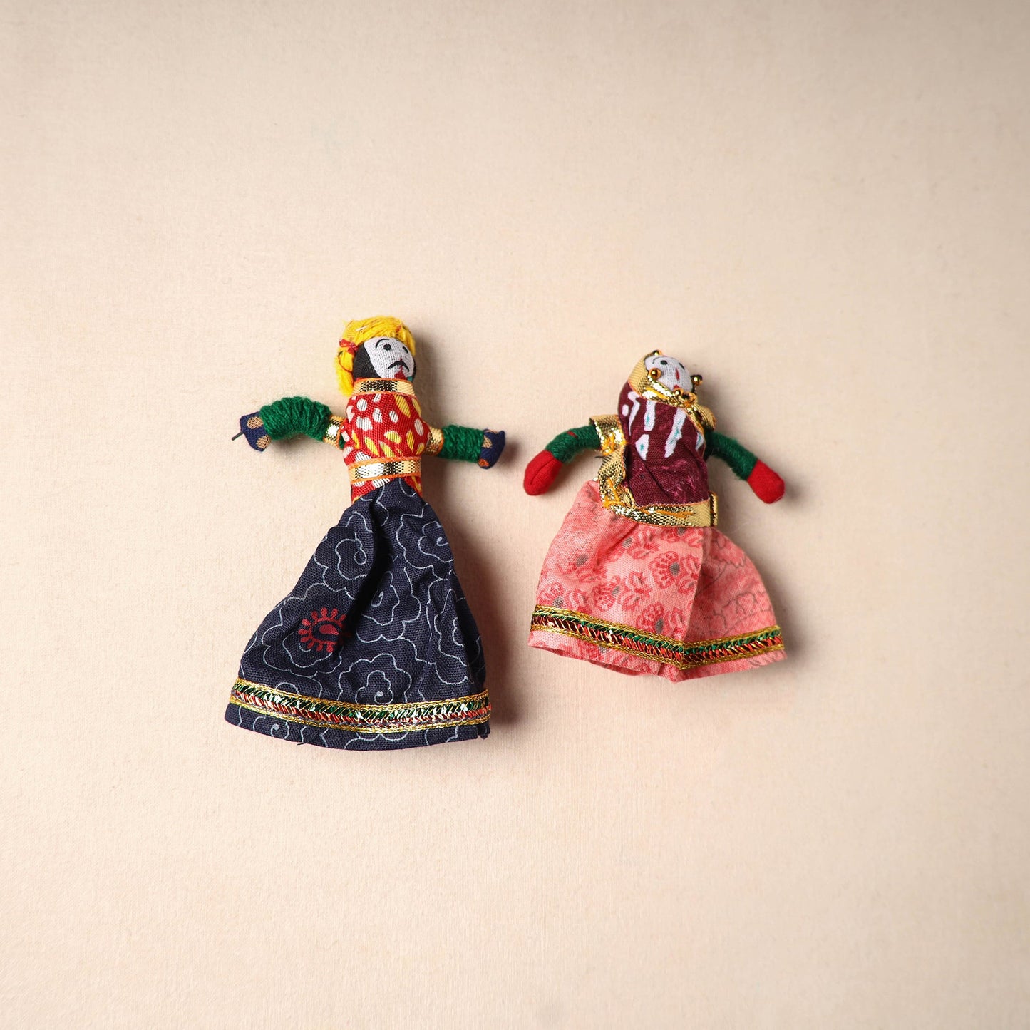 Multicolor - rajasthani puppet couple handmade magnet (set