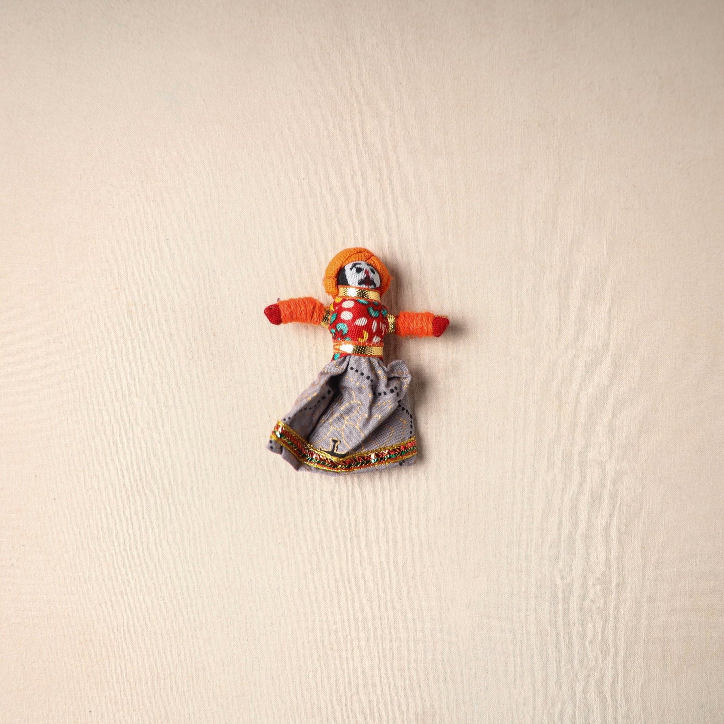 Multicolor - rajasthani puppet couple handmade magnet (set