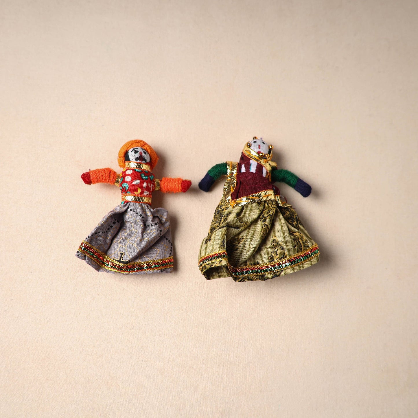 Multicolor - rajasthani puppet couple handmade magnet (set