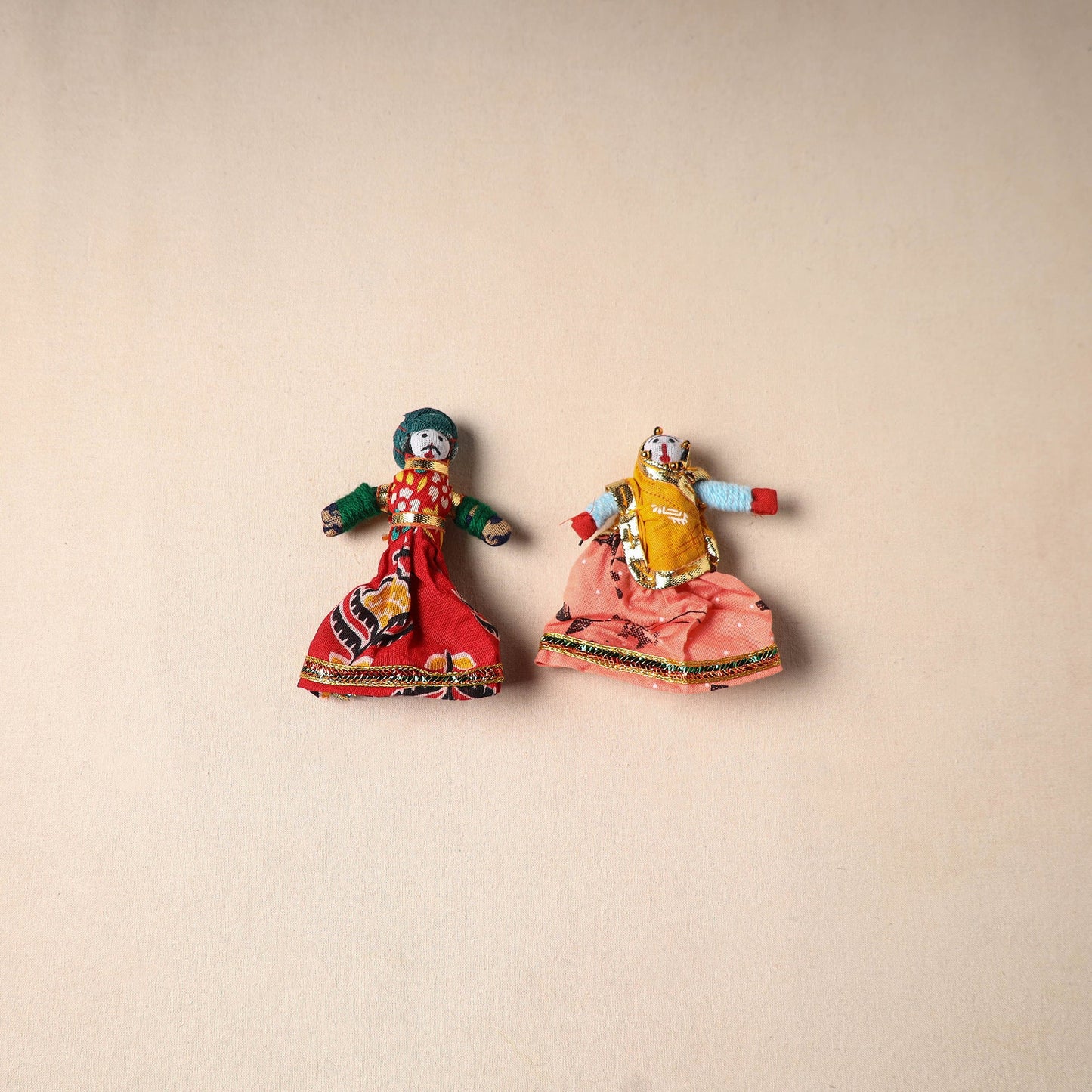 Multicolor - rajasthani puppet couple handmade magnet (set