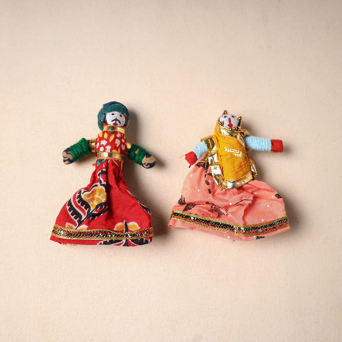 Multicolor - rajasthani puppet couple handmade magnet (set