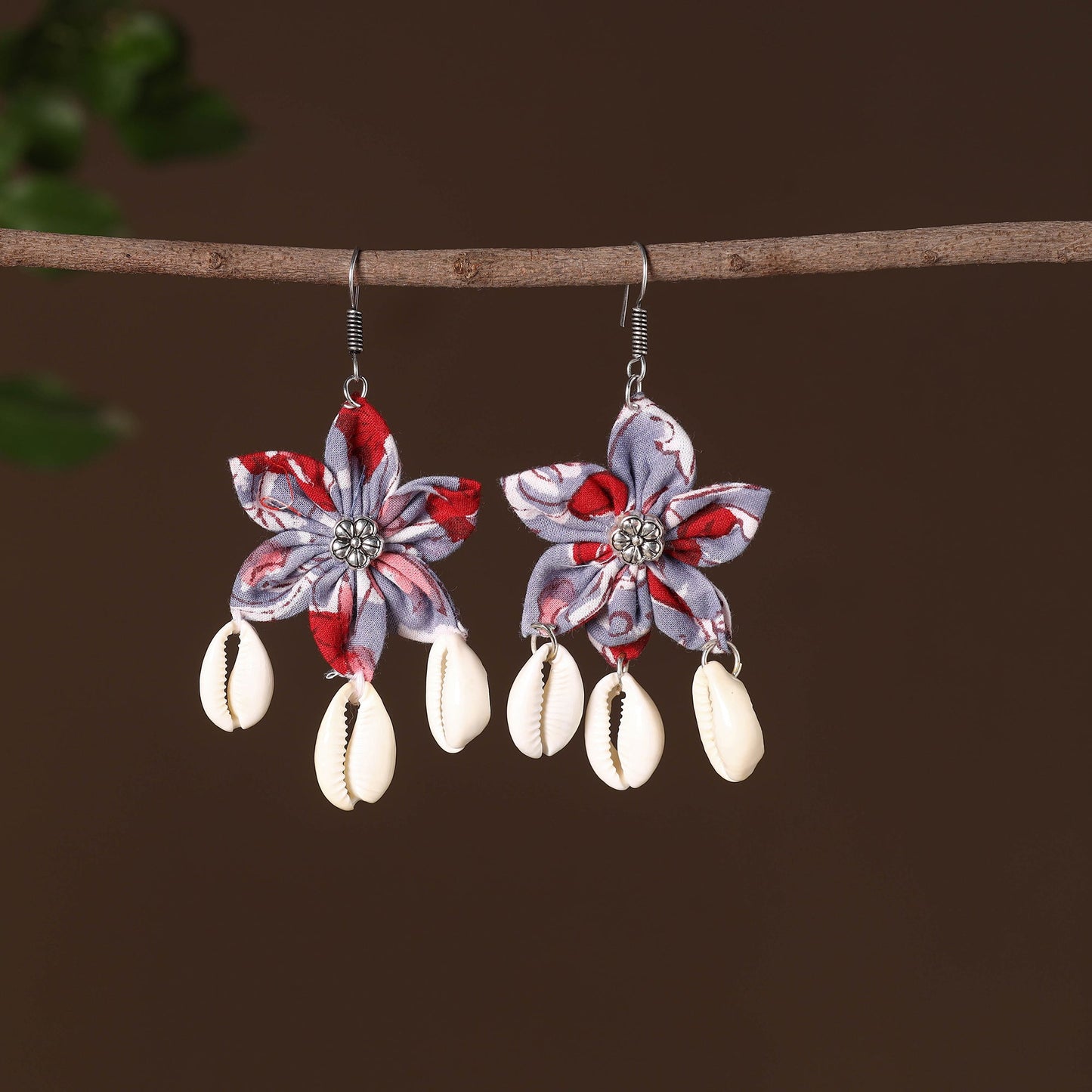 Multicolor - saba fabart phool kali shell earrings