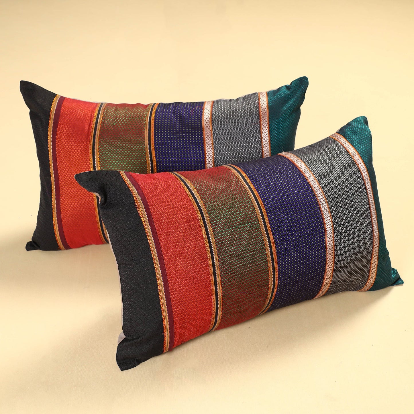 Set of 2 - Khun Patchwork Cotton Pillow Covers (25 x 15 in) 07