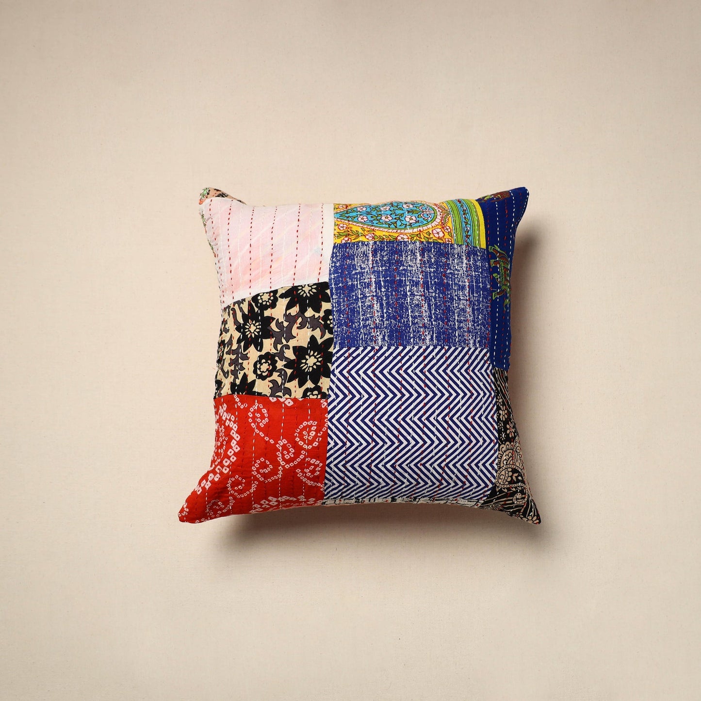 Tagai patchwork cushion cover (16 x 16 in) 44 - handcrafted