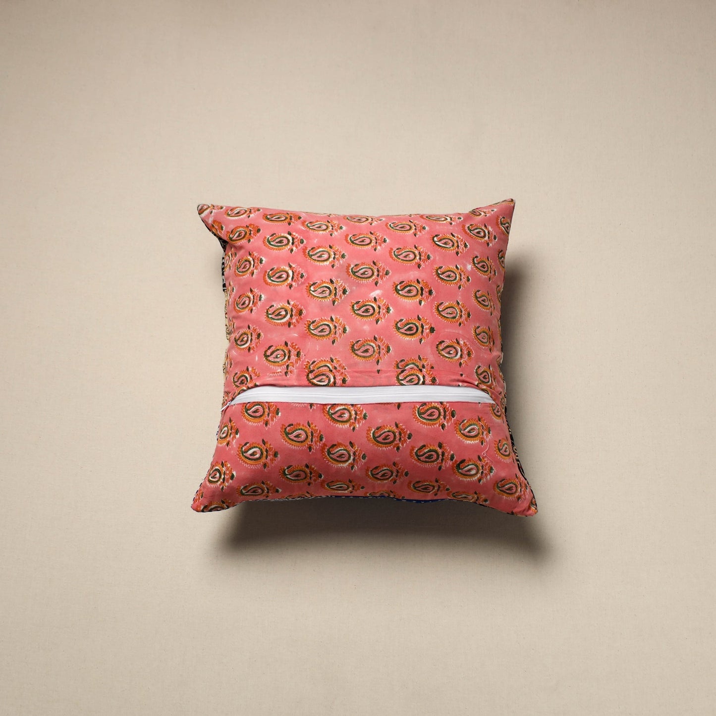 Tagai patchwork cushion cover (16 x 16 in) 68 - handcrafted
