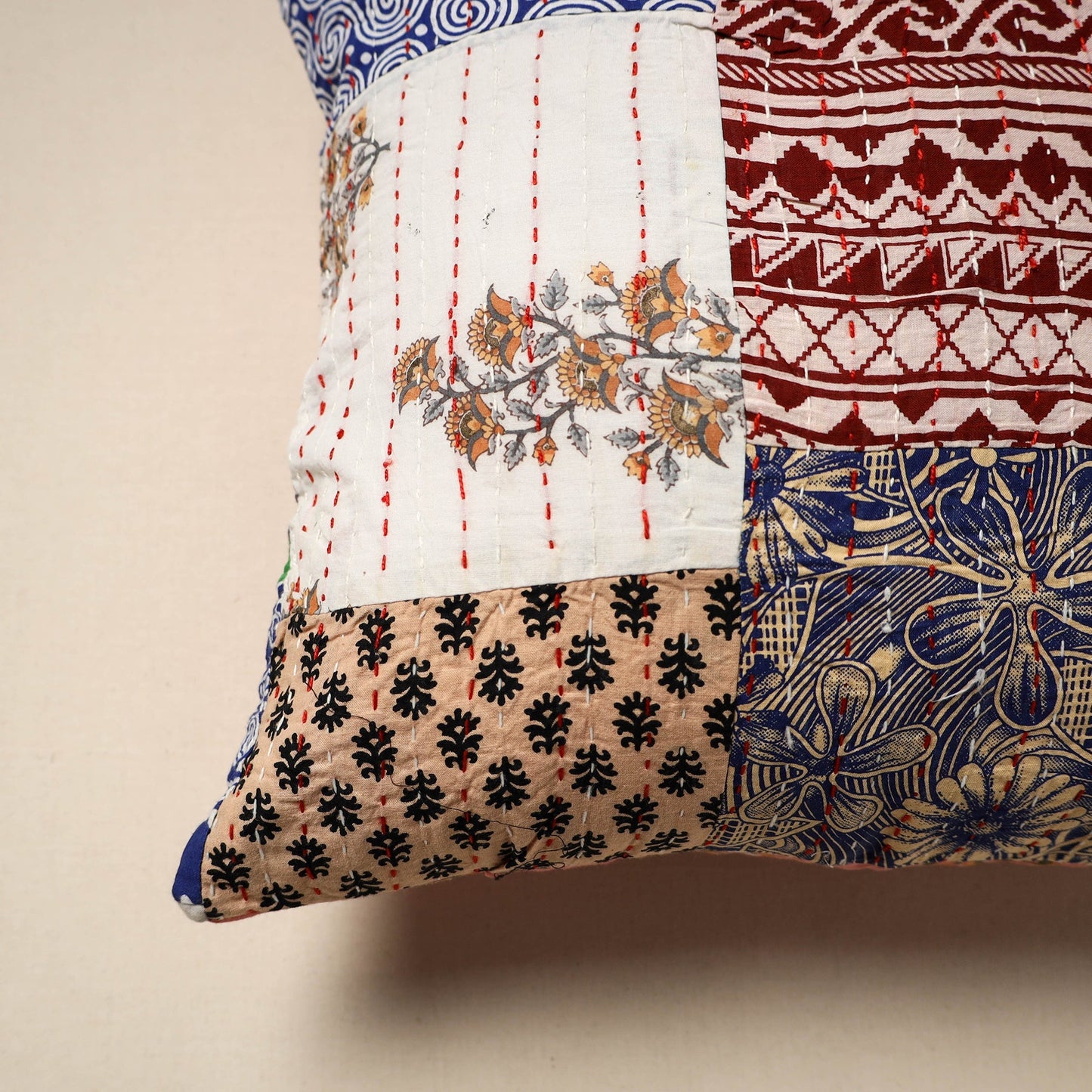 Tagai patchwork cushion cover (16 x 16 in) 76 - handcrafted