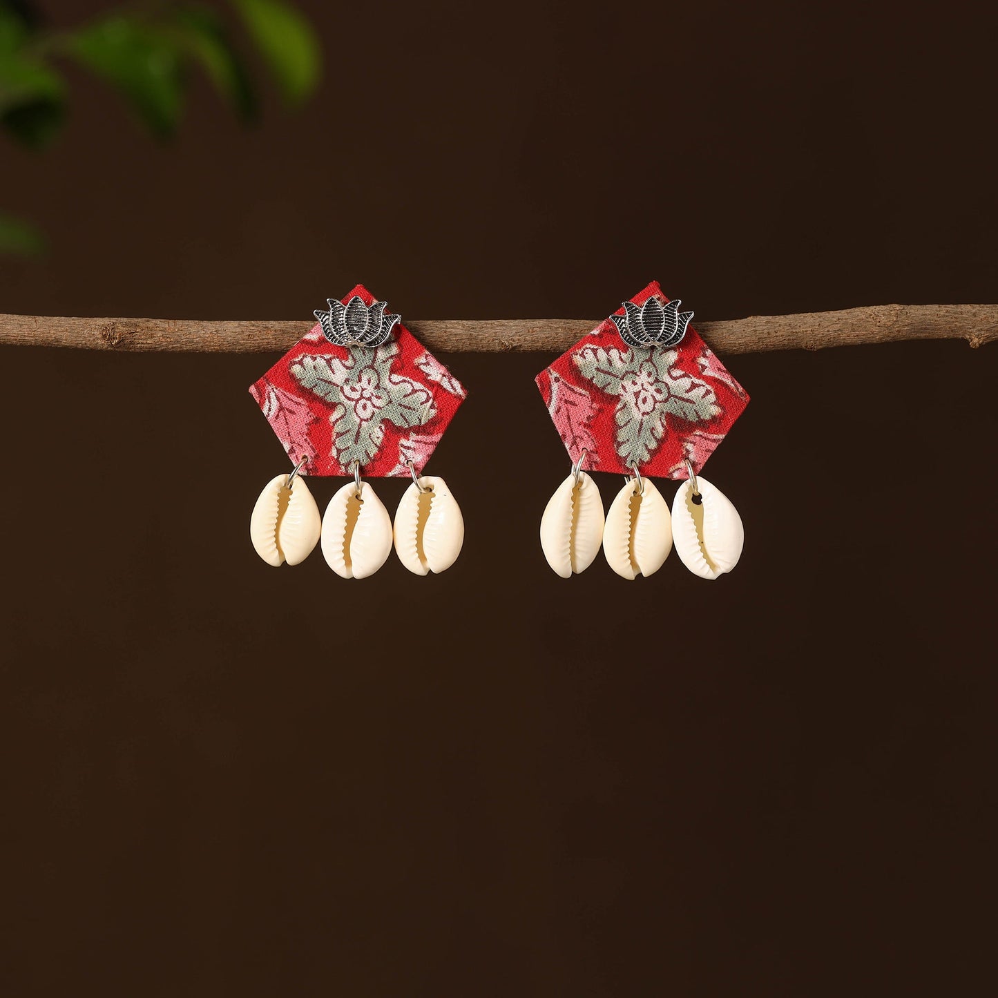Multicolor - vahida fabart shell work earrings - handcrafted