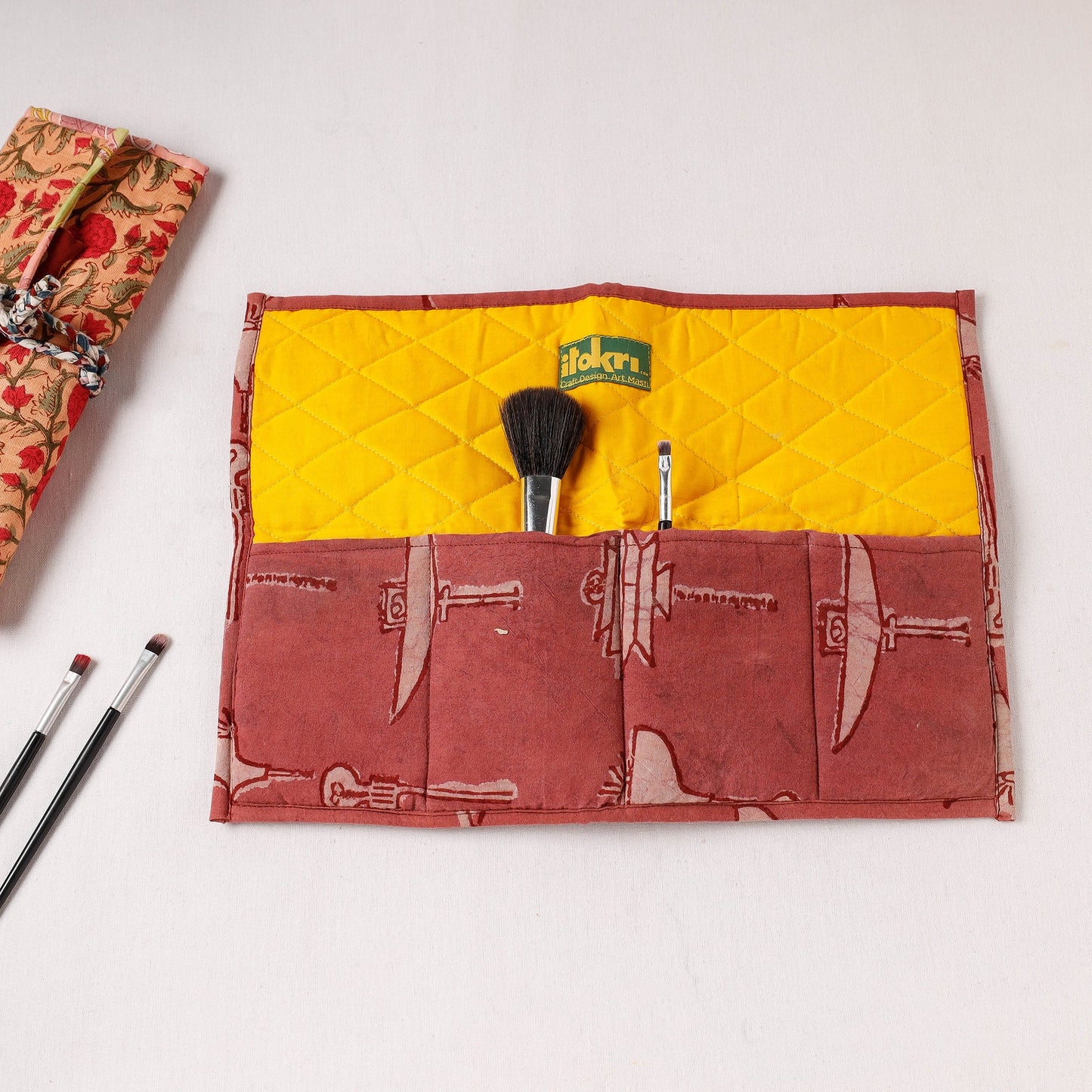 Multipurpose Segmented Storage Wrap PouchOnline