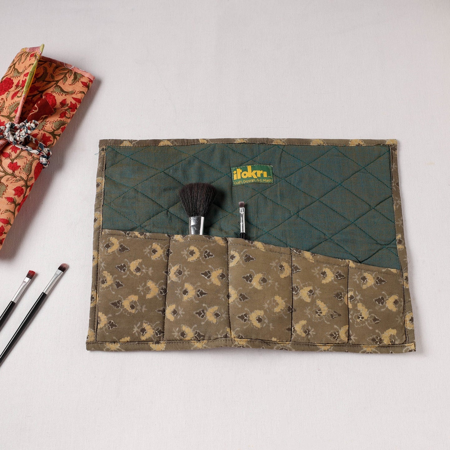 Multipurpose Segmented Storage Wrap PouchOnline