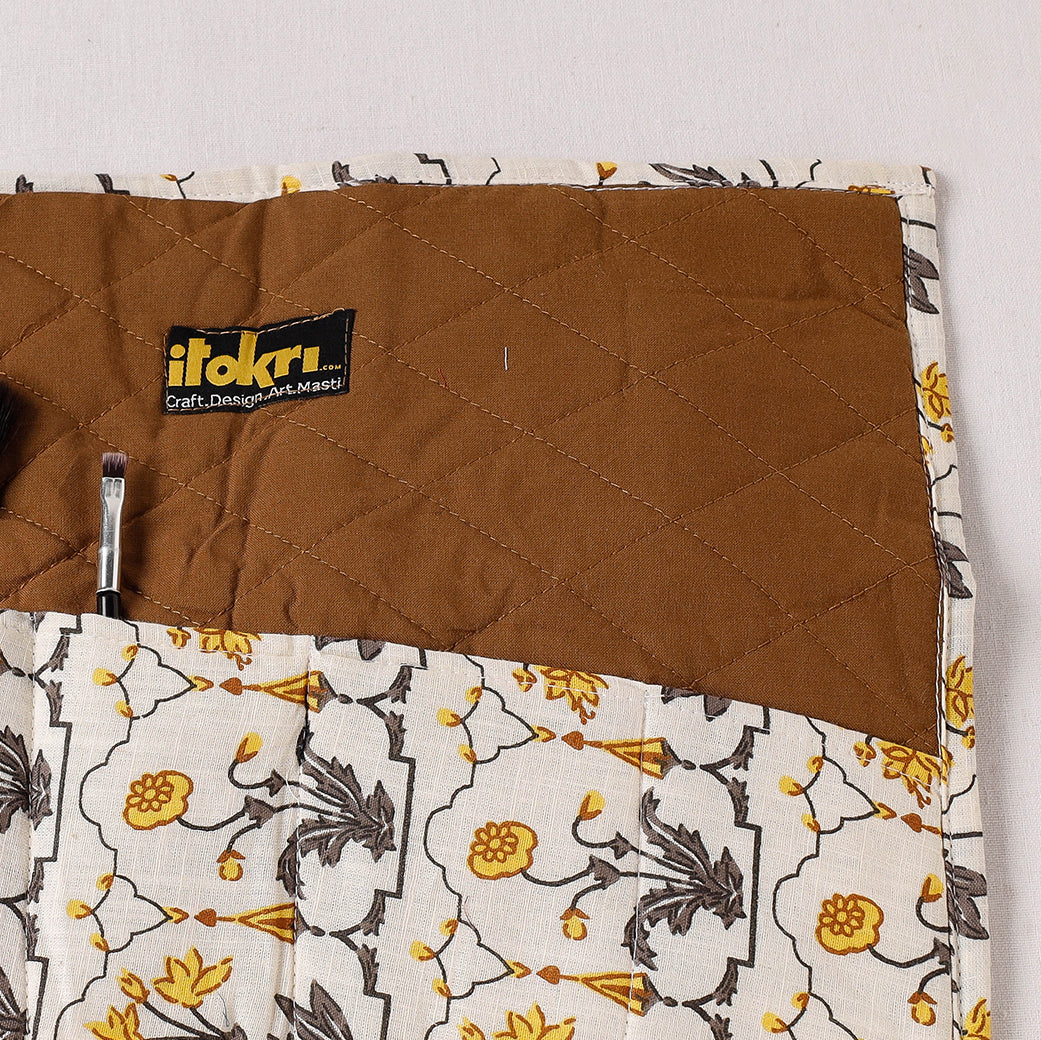 Multipurpose Segmented Storage Wrap PouchOnline