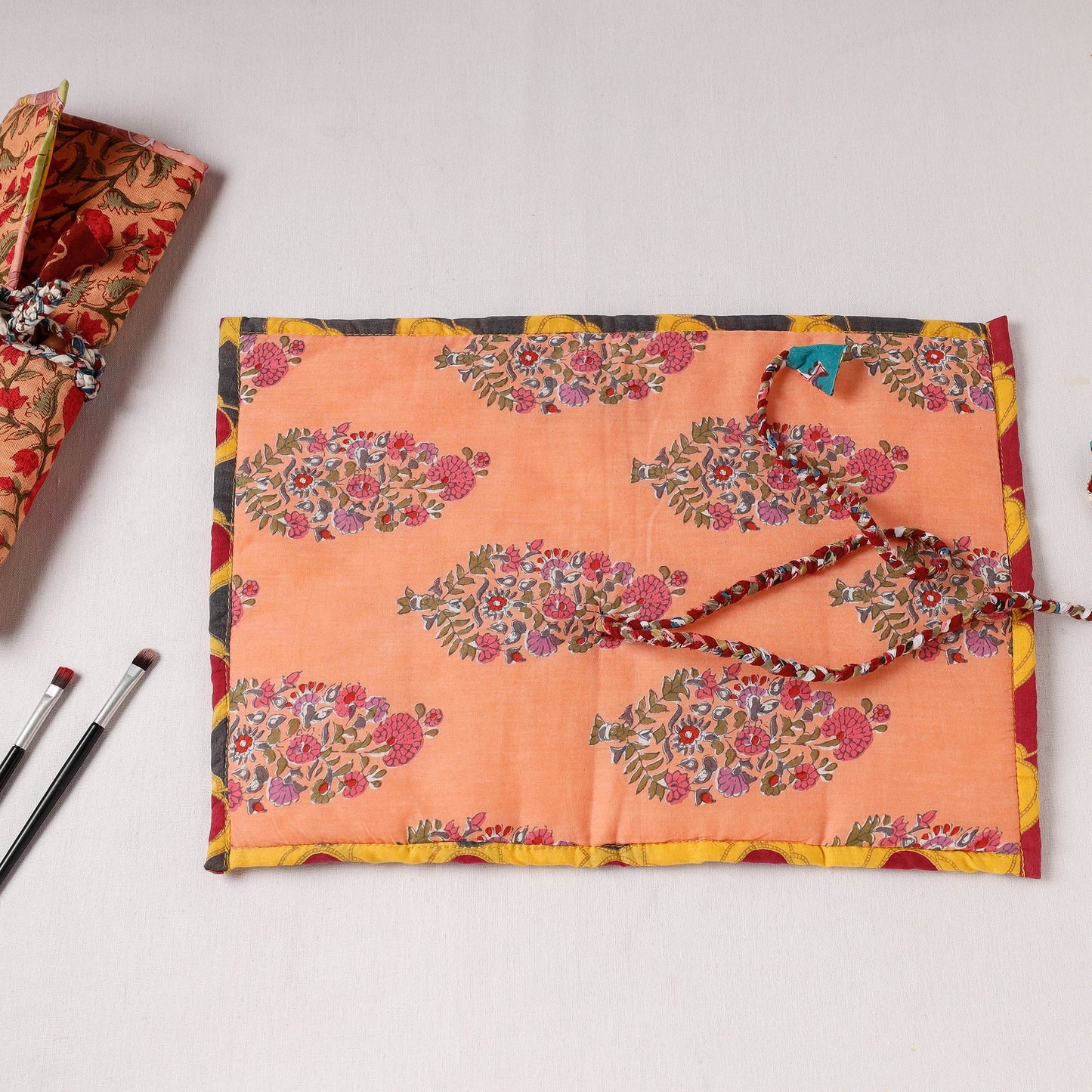Multipurpose Segmented Storage Wrap PouchOnline