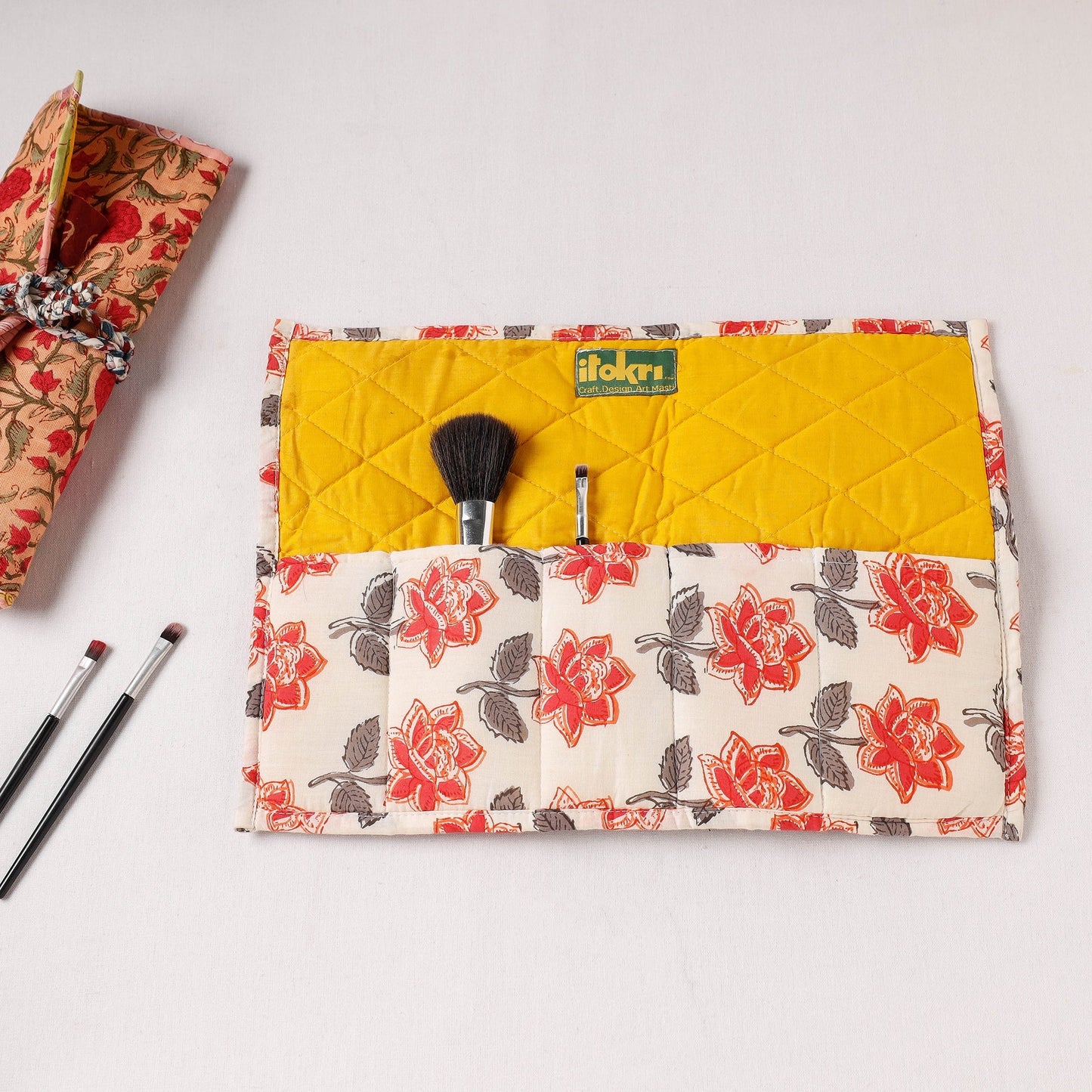 Multipurpose Segmented Storage Wrap PouchOnline