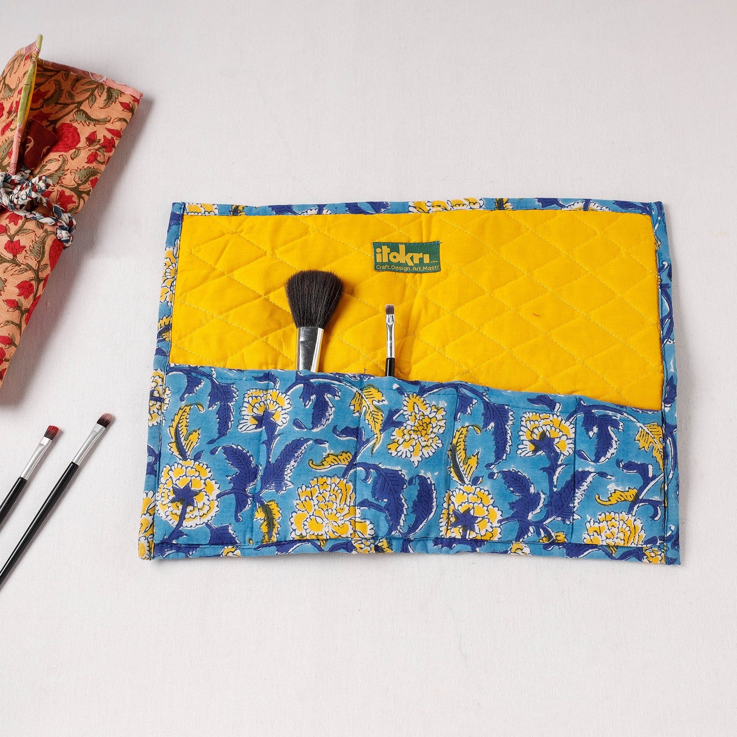 Multipurpose Segmented Storage Wrap PouchOnline