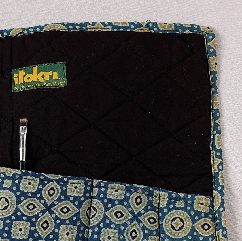Multipurpose Segmented Storage Wrap PouchOnline